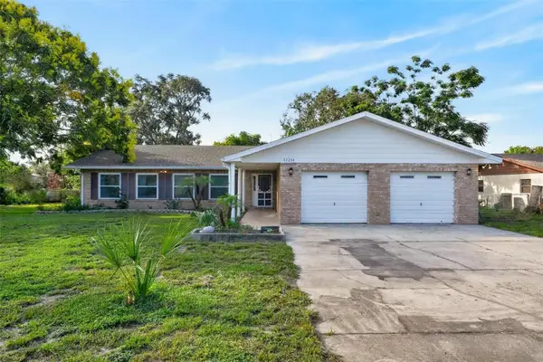5234 Fredrick Road, FRUITLAND PARK, FL 34731