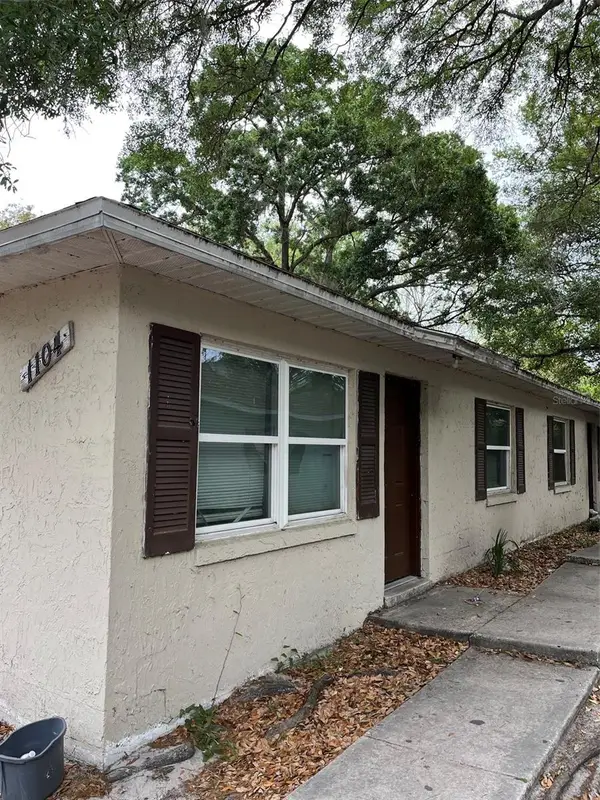 1104 Birchwood Court, LEESBURG, FL 34748