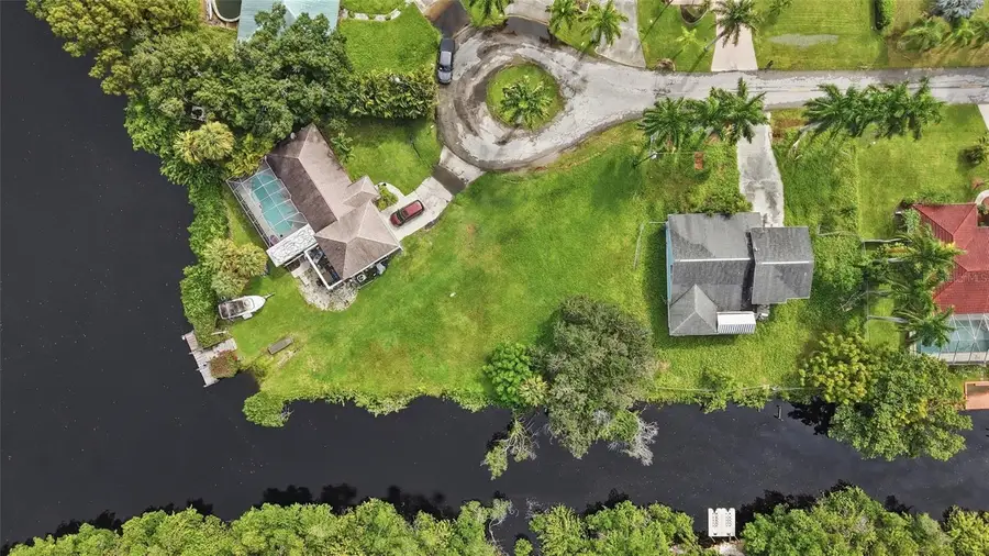 261 Alameda Avenue, Fort Myers, FL 33905 - #2