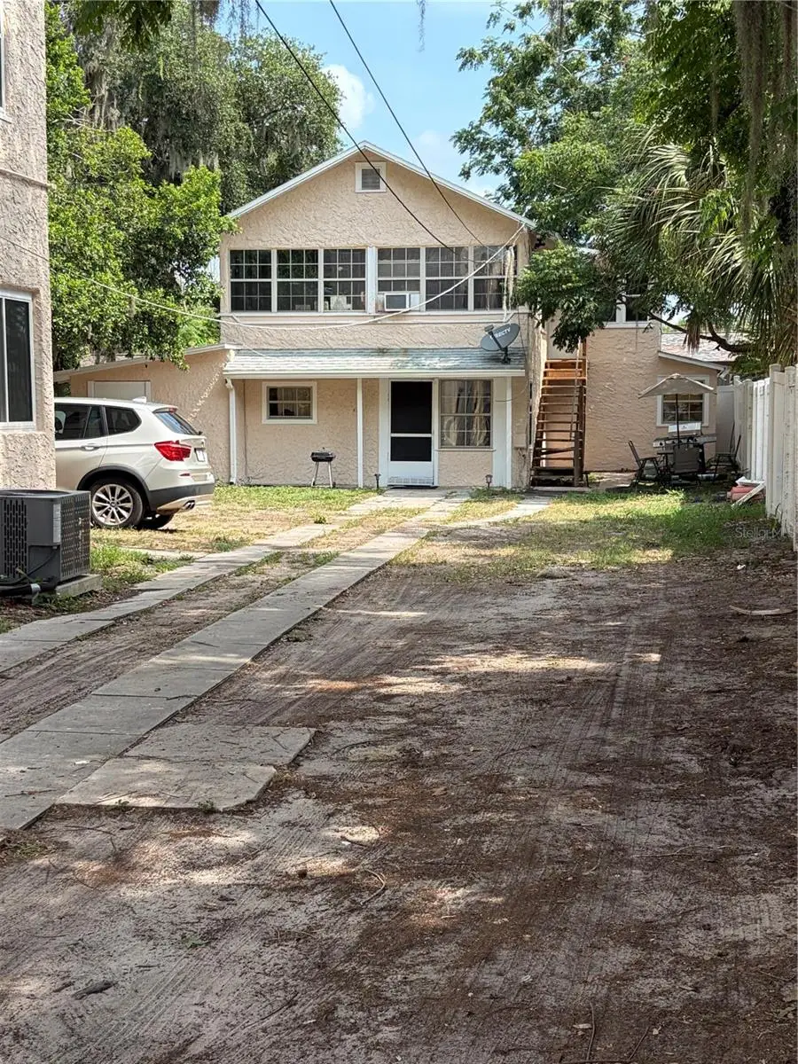 19 W Pendleton Avenue, Eustis, FL 32726 - #2