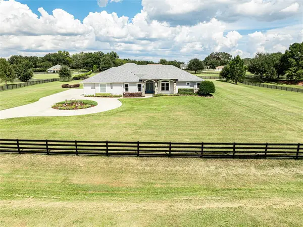 10640 NE 27th Street, OXFORD, FL 34484