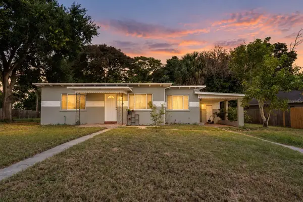 144 Oak Street, CLERMONT, FL 34711