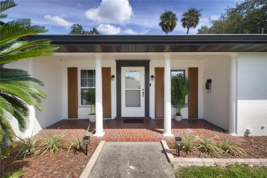 920 Orange Avenue, Tavares, FL 32778 - #3