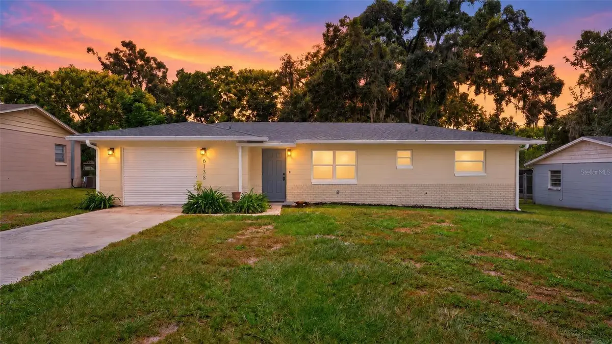 6138 Highland Avenue, Leesburg, FL 34748 - #1