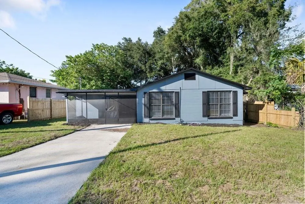 1518 Crest Avenue, Leesburg, FL 34748 - #1