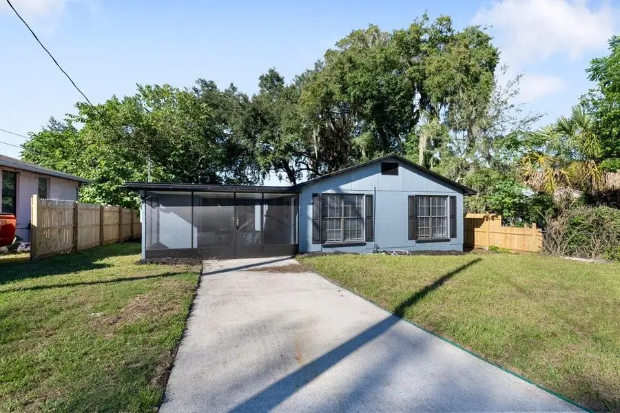 1518 Crest Avenue, Leesburg, FL 34748 - #2