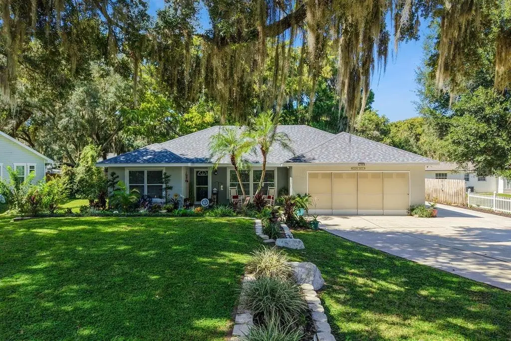 30749 Glenn Drive, Tavares, FL 32778 - #1