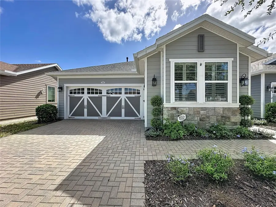 374 Alcove Drive, Groveland, FL 34736 - #2