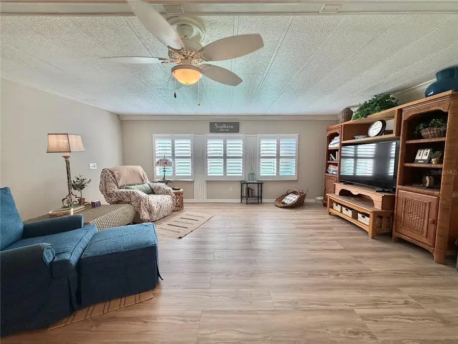 107 Royal Palm Drive, Leesburg, FL 34748 - #3