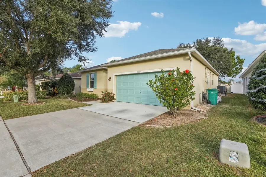 1689 Strathmore Circle, Mount Dora, FL 32757 - #2