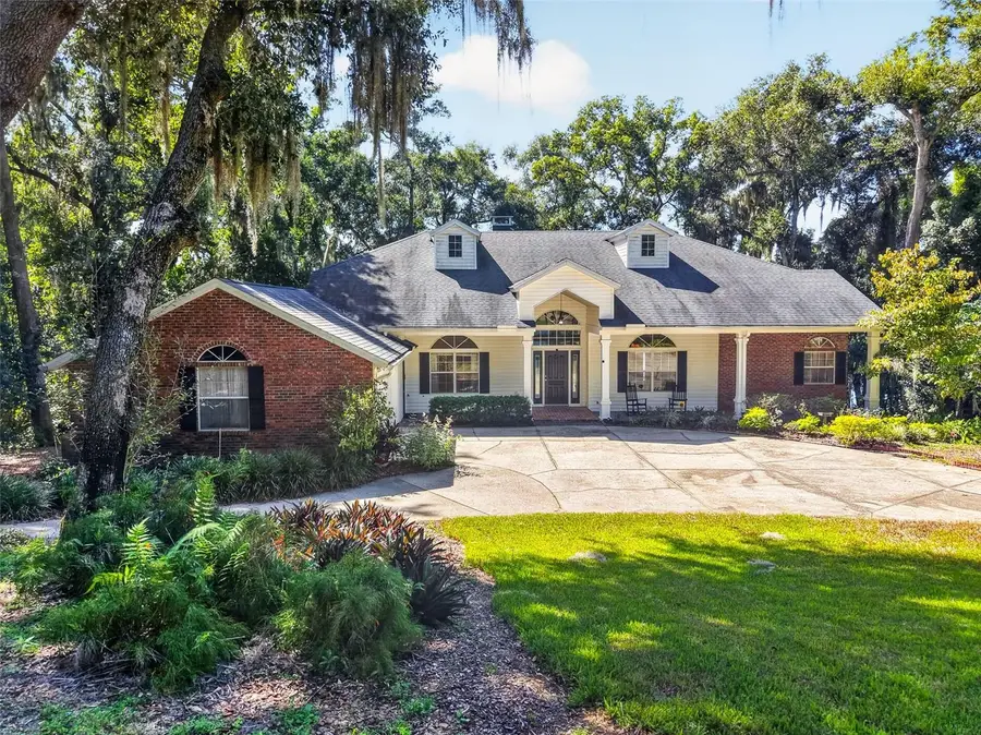 2103 E Crooked Lake Drive, Eustis, FL 32726 - #2