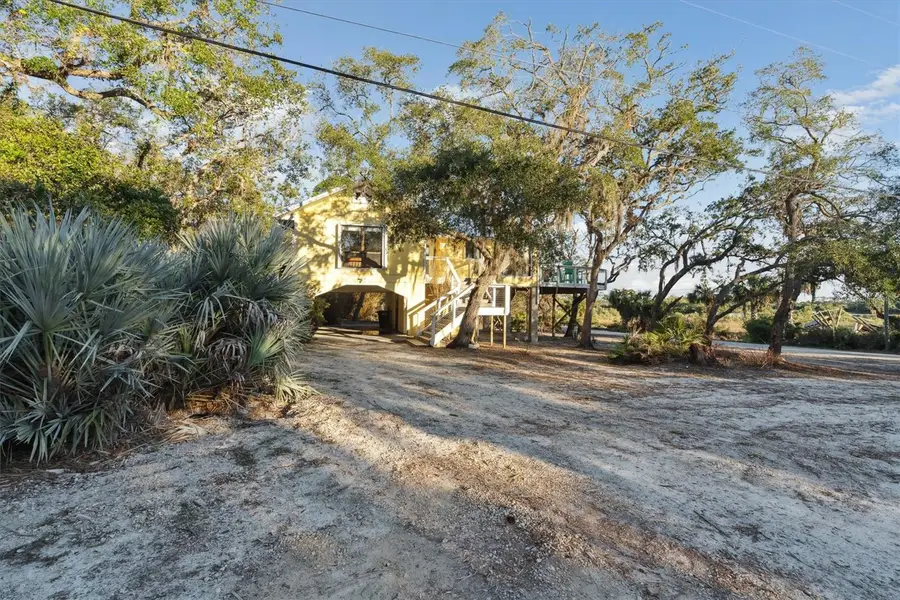 12631 Hodgson Avenue, Cedar Key, FL 32625 - Image #3