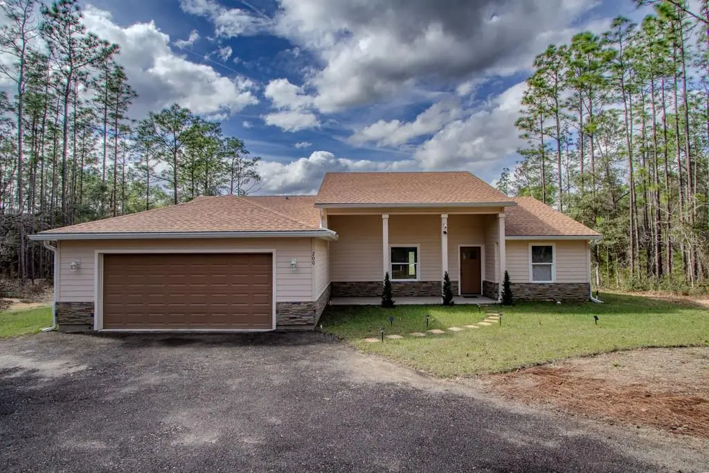 200 Hour Glass Circle, Hawthorne, FL 32640 - Image #1