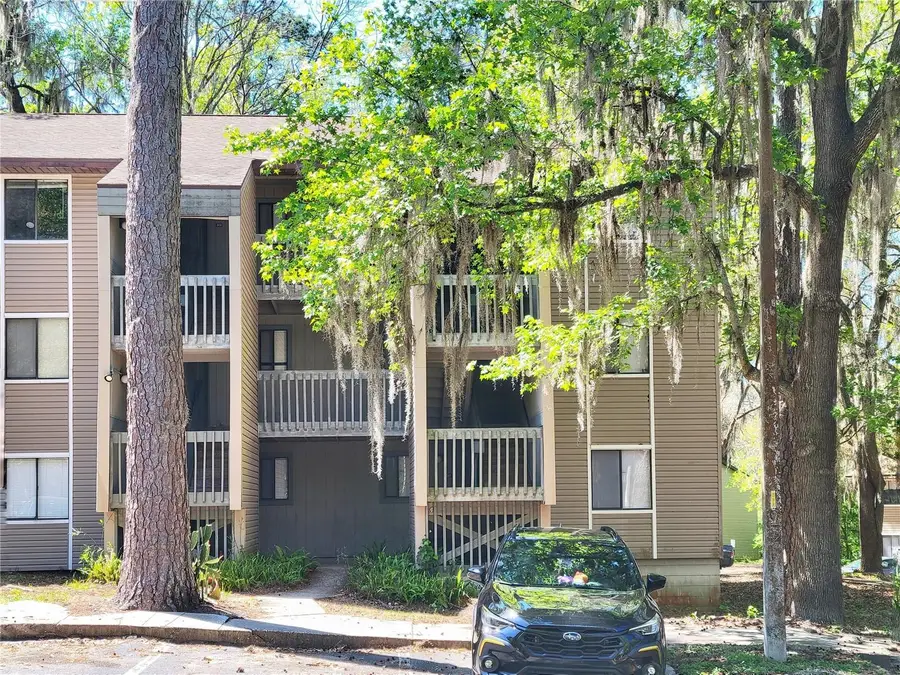109 SE 16th Avenue #Q301, Gainesville, FL 32601 - Image #3