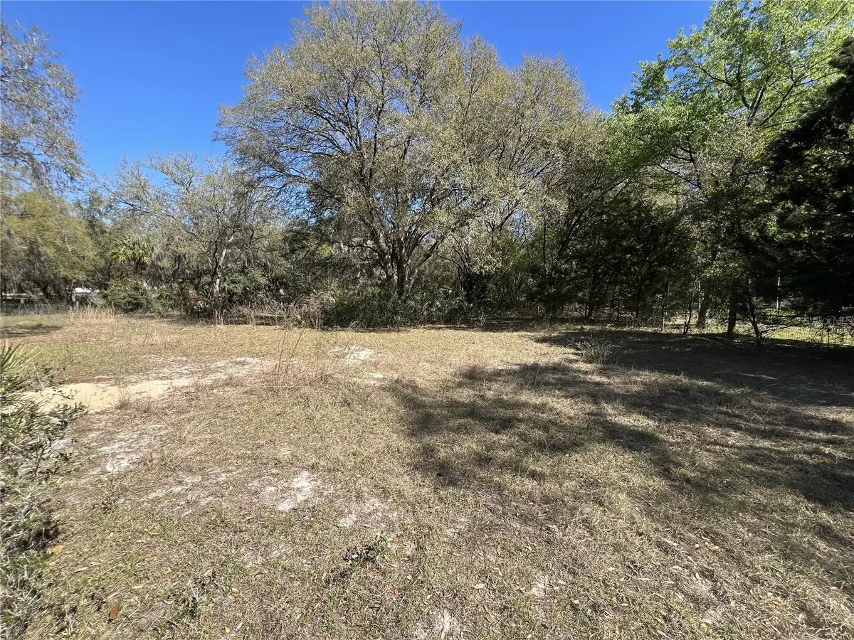 107 & 109 Dixie Street, Hawthorne, FL 32640 - Image #1