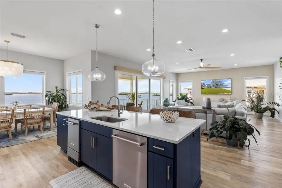 12010 W Bayshore Drive, Crystal River, FL 34429 - Image #3