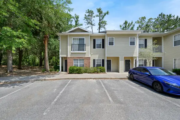 5062 NW 44th Lane #102, GAINESVILLE, FL 32606