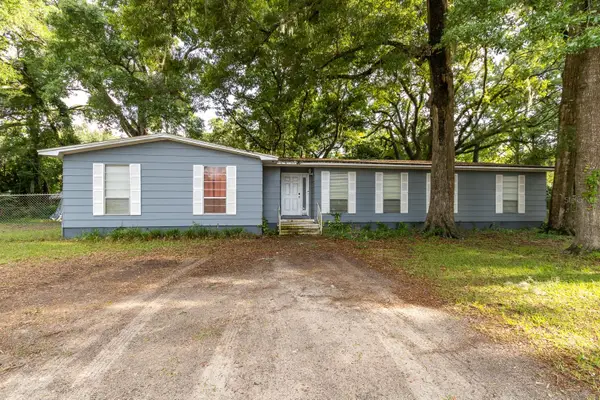 14215 NW 142nd Place, ALACHUA, FL 32615