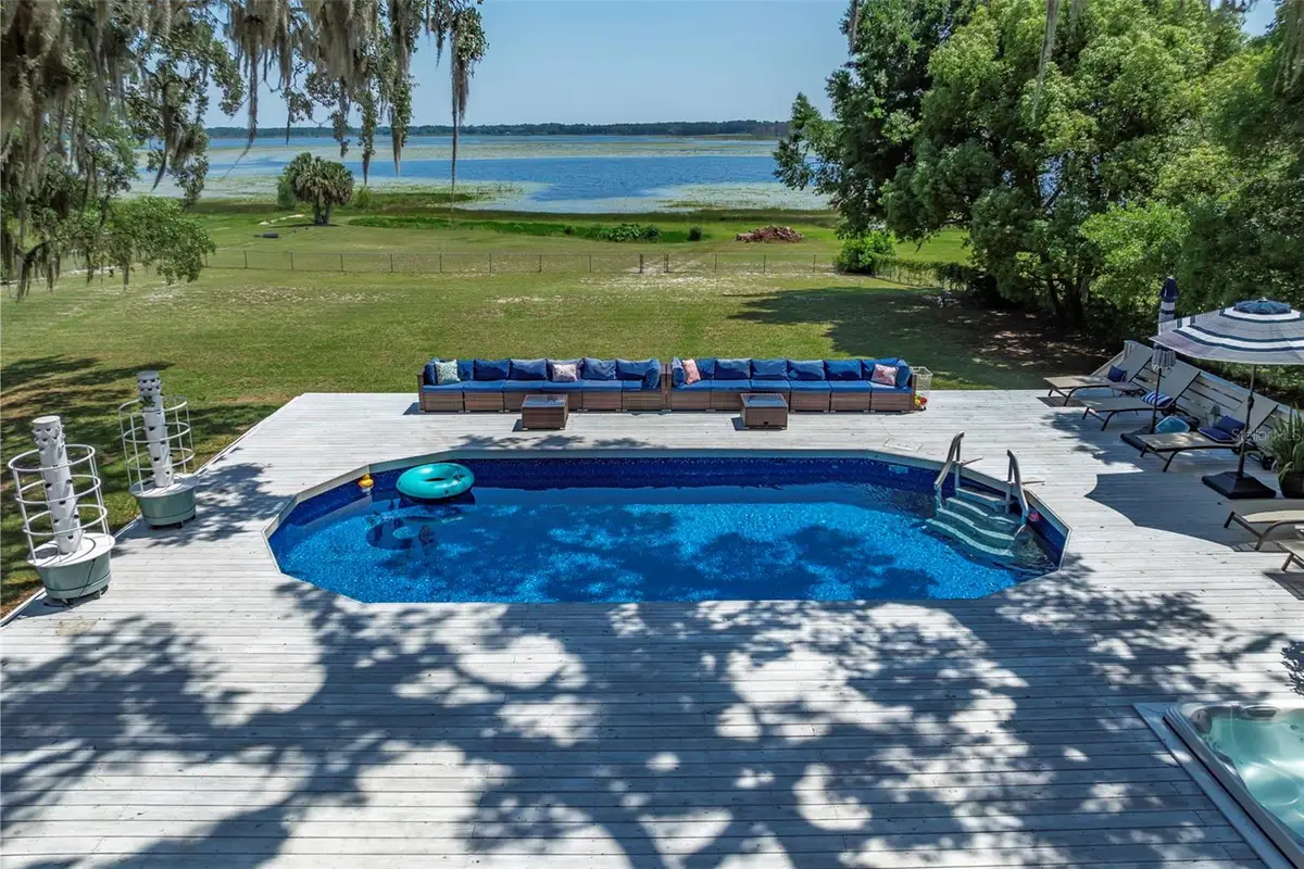 561 SE Lakeview Drive, Keystone Heights, FL 32656 - Image #1