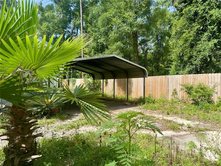 930 NE 14th Avenue, Trenton, FL 32693 - Image #2