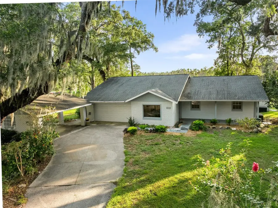 900 NW Snug Harbor Road, Crystal River, FL 34428 - Image #2