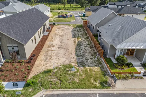 13447 SW 9th Road, NEWBERRY, FL 32669