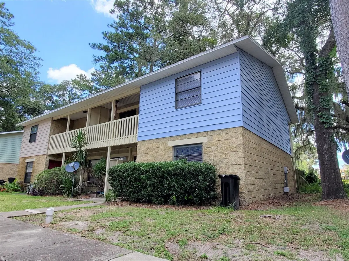 2207 Sw 39th Dr, Gainesville, FL 32607 - Image #1