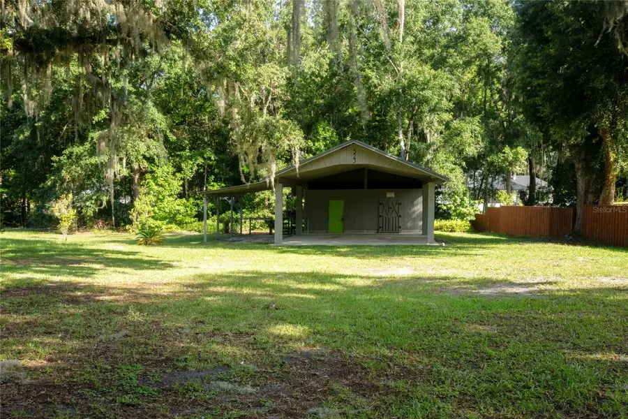 523 SE 28th Way, Melrose, FL 32666 - Image #2