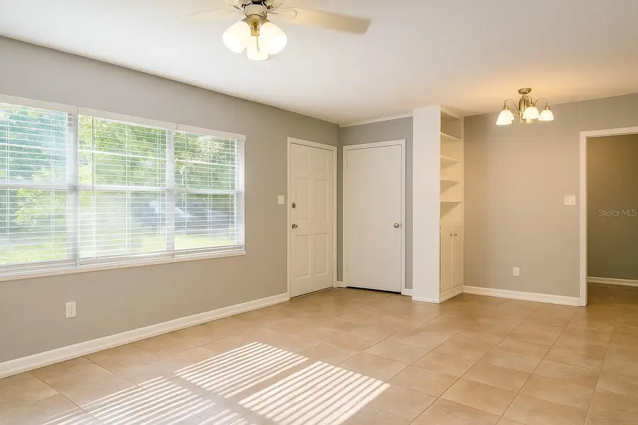 610 NW 36th Drive, Gainesville, FL 32607 - Image #2