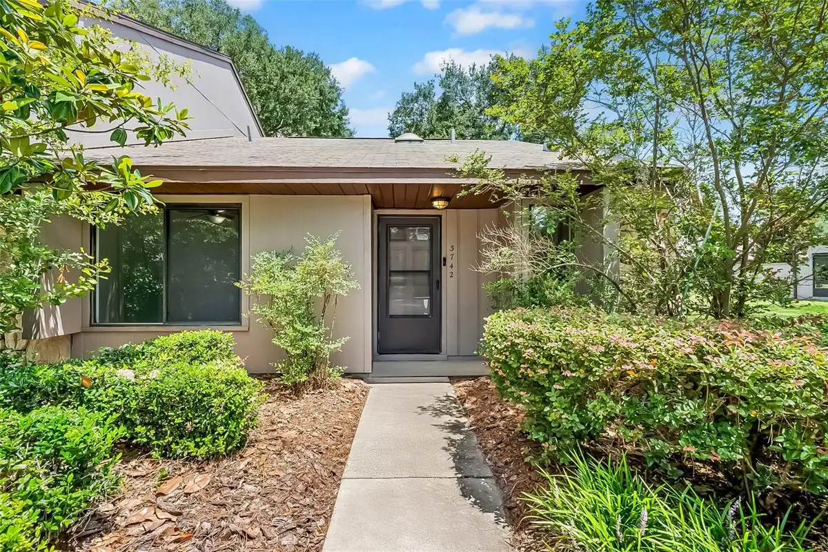 3742 NW 56th Lane, Gainesville, FL 32653 - Image #1