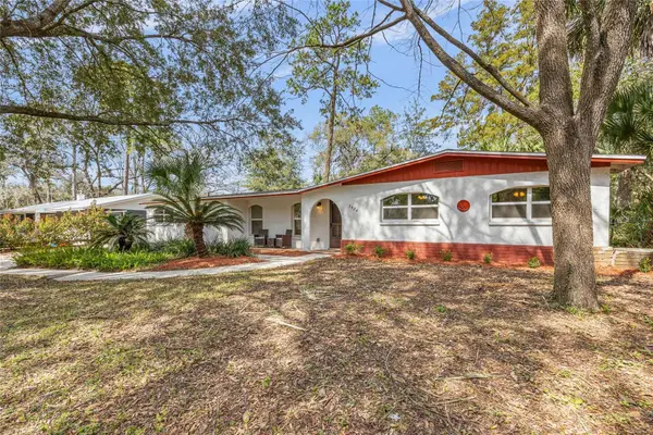 3424 NW 7th Place, GAINESVILLE, FL 32607
