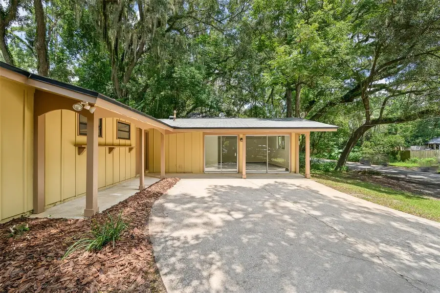 102 NW 27th Terrace, Gainesville, FL 32607 - Image #2