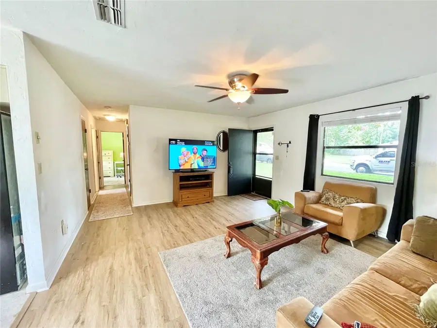 2620 NW 45th Place, Gainesville, FL 32605 - Image #3