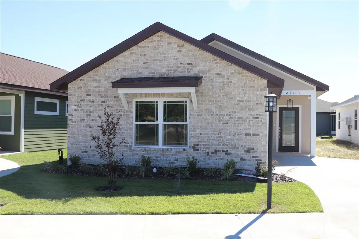 24313 SW 17th Lane, Newberry, FL 32669 - Image #1