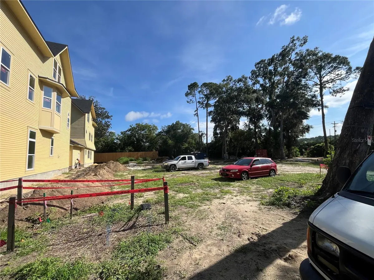 276 Nw 12th Ave, Gainesville, FL 32601 - Image #1