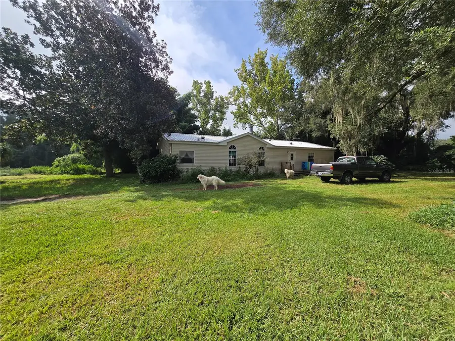 4901 NW 152nd Lane, Reddick, FL 32686 - Image #2