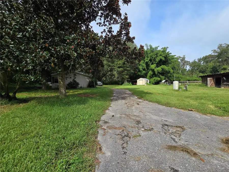 4901 NW 152nd Lane, Reddick, FL 32686 - Image #3