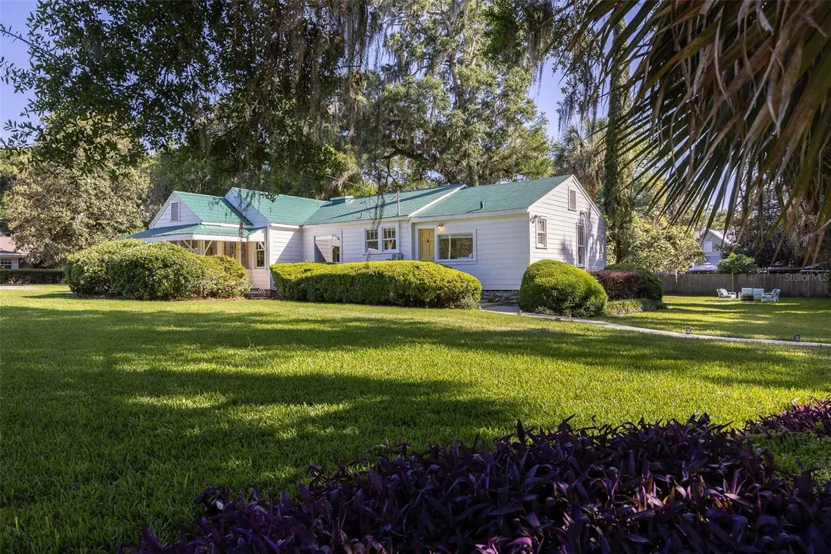 18736 NW 239th Street, High Springs, FL 32643 - Image #1