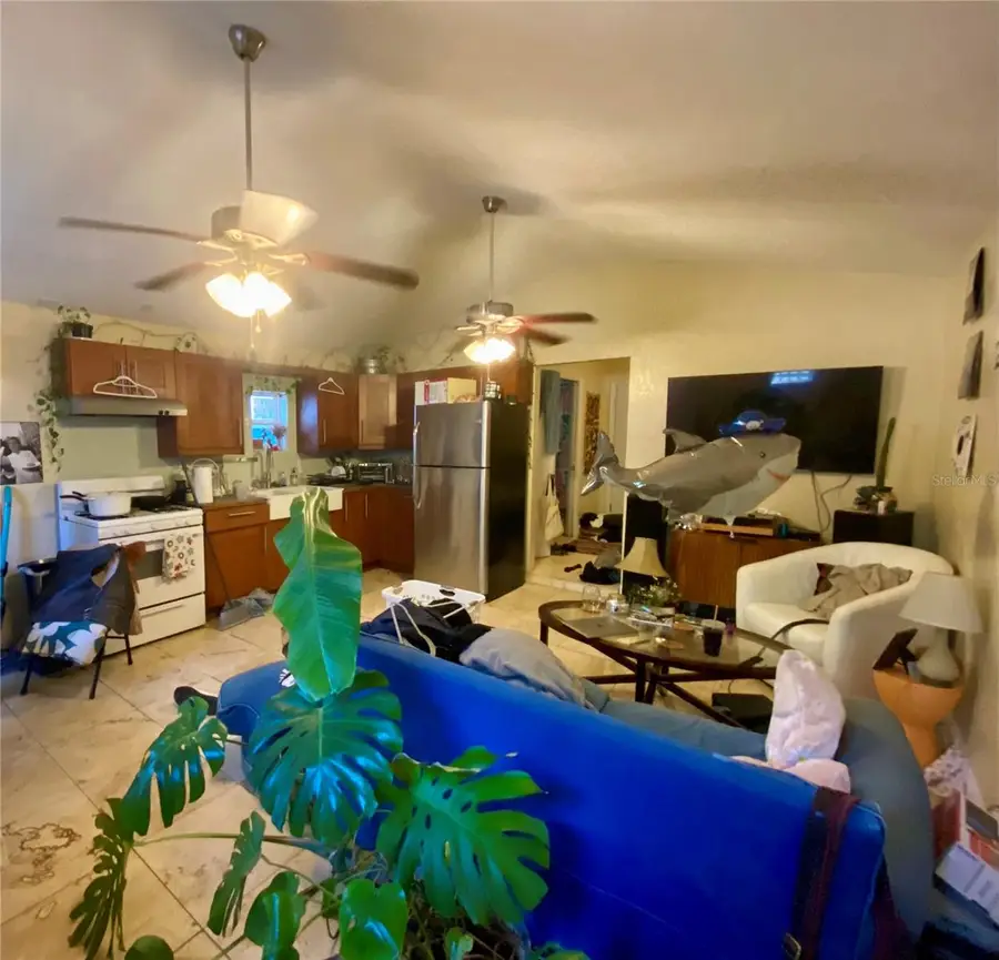 1102 NW 3rd Avenue, Gainesville, FL 32601 - Image #2