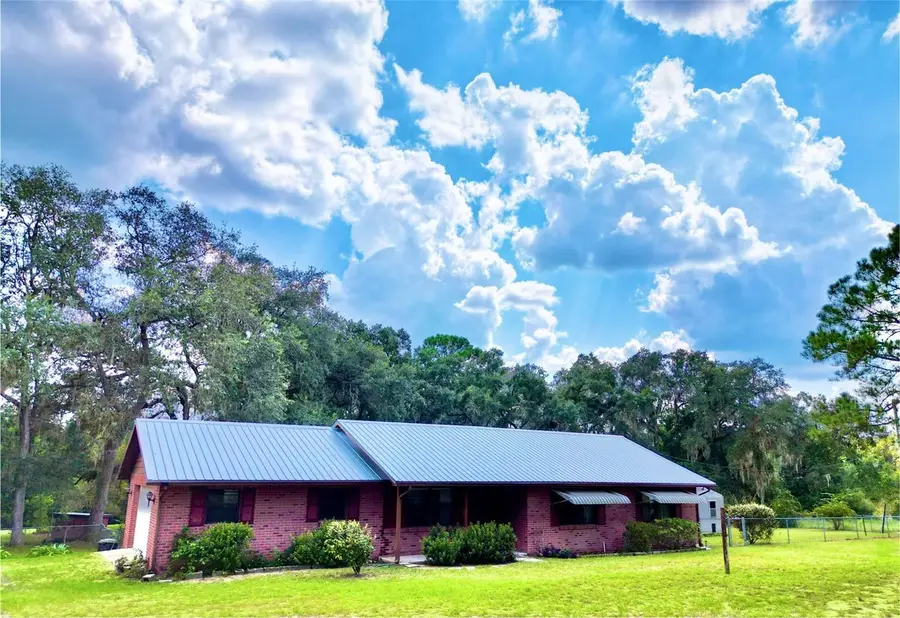 137 Oak Circle, Interlachen, FL 32148 - Image #2