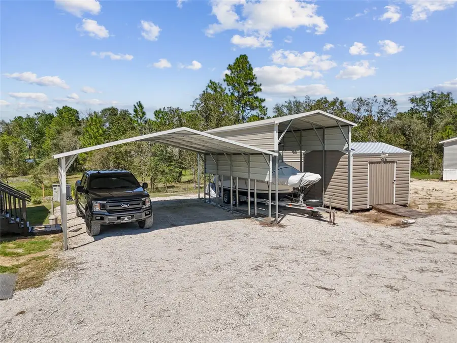 13411 SE 21st Place, Morriston, FL 32668 - Image #2