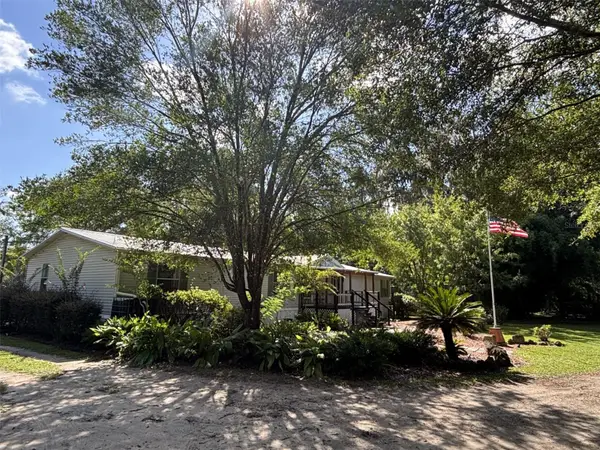 6527 SE 155th Street, HAWTHORNE, FL 32640