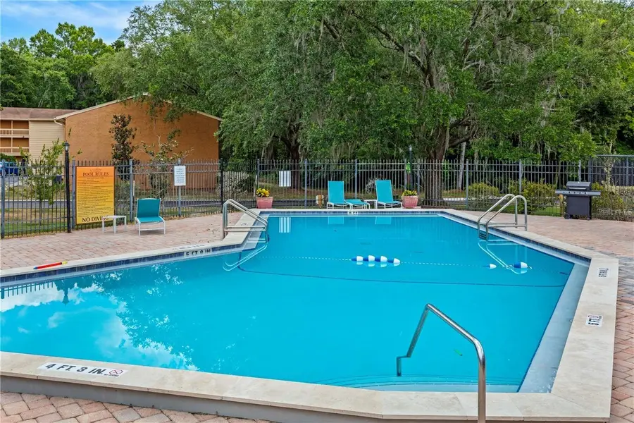 1810 NW 23rd Boulevard #202, Gainesville, FL 32605 - Image #3