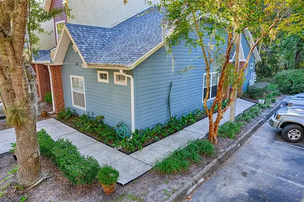 5083 NW 1 Place #5083, GAINESVILLE, FL 32607