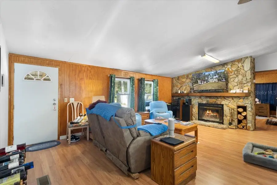 1566 NE 262nd Avenue, Old Town, FL 32680 - Image #3