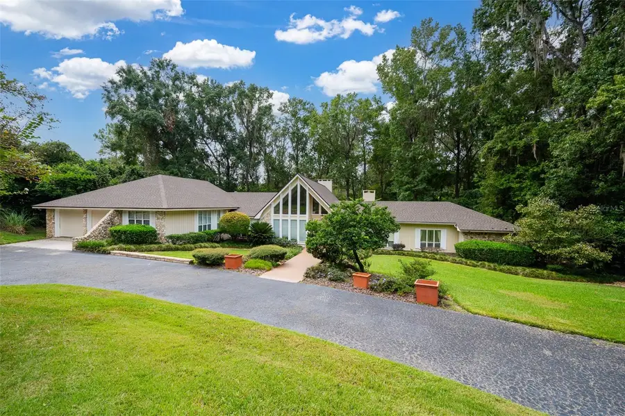 2425 NW 26th Place, Gainesville, FL 32605 - Image #2