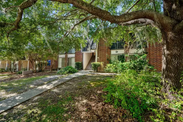 1700 SW 16th Court #D24, GAINESVILLE, FL 32608