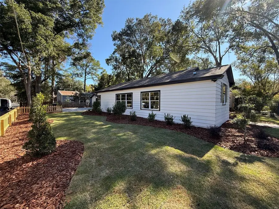 1217 NE 4th Street, Gainesville, FL 32601 - Image #3