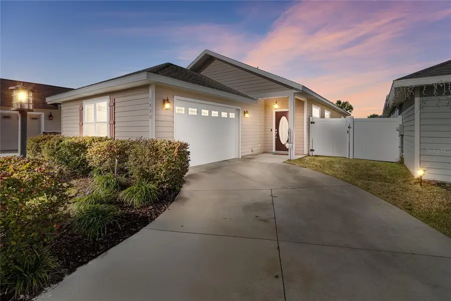 1852 SW 246th Drive, Newberry, FL 32669 - Image #2