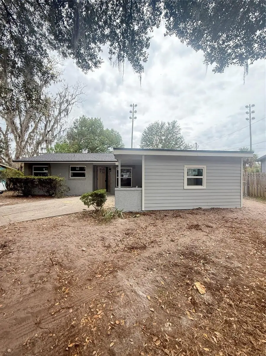1030 SE 18th Terrace, Gainesville, FL 32641 - Image #1